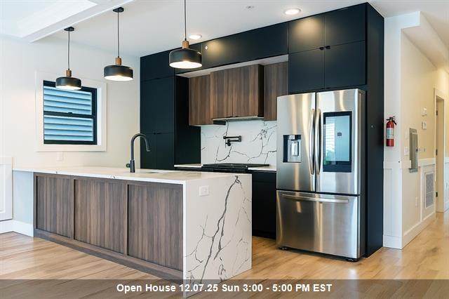 141 Sherman Ave - Photo 1