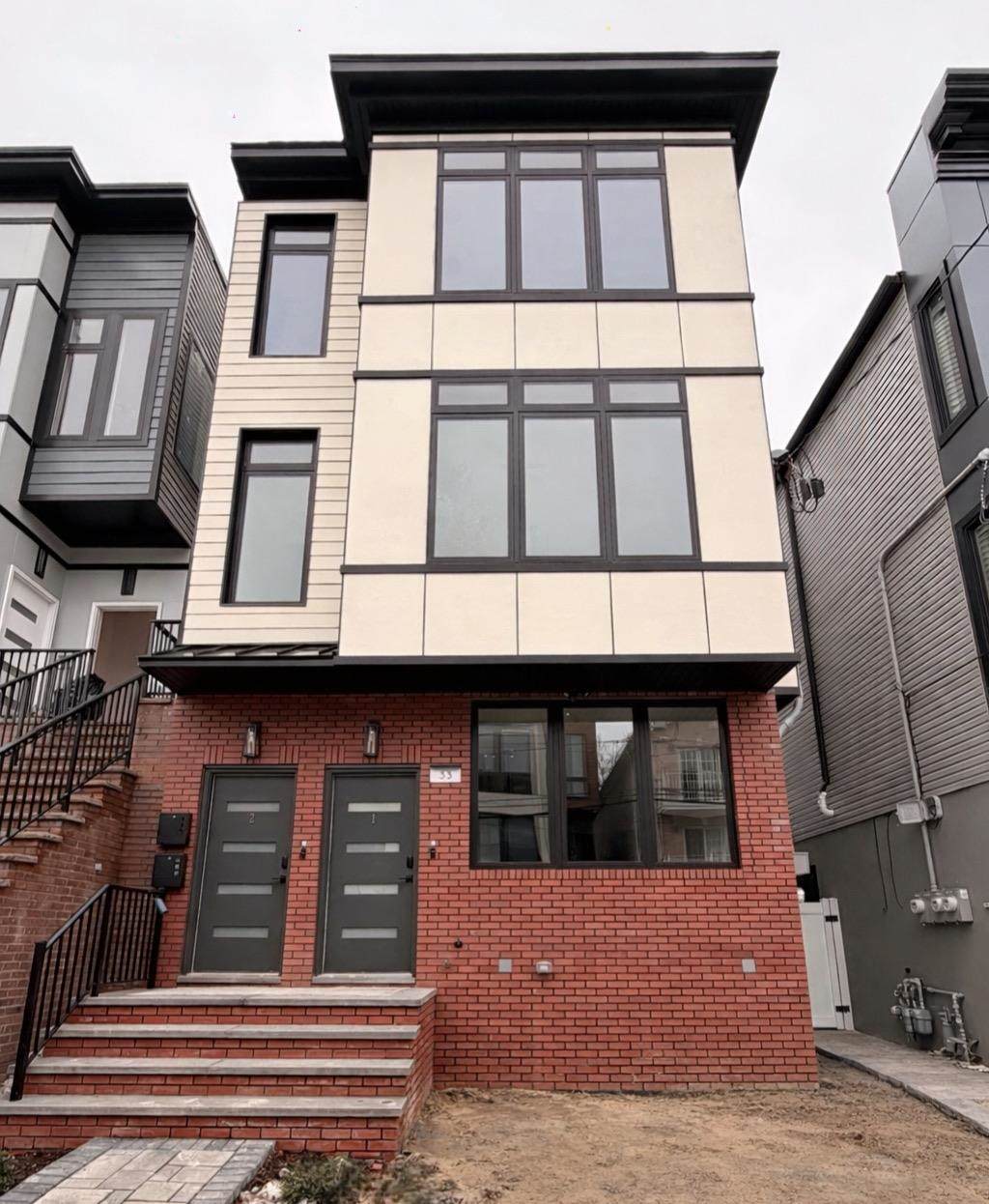 33 Graham St - Photo 1