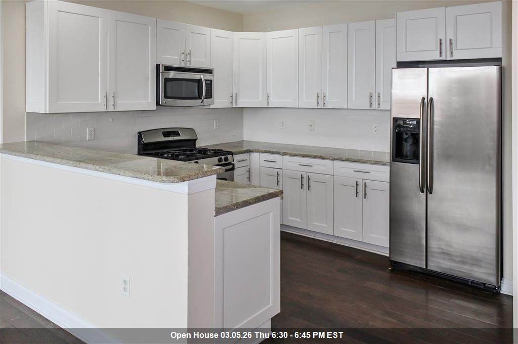 319 Grant Ave - Photo 1