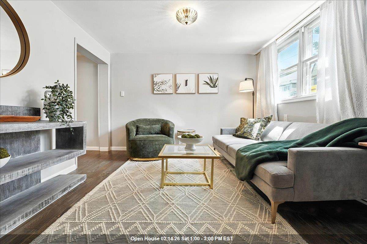 221 Terrace Ave - Photo 1