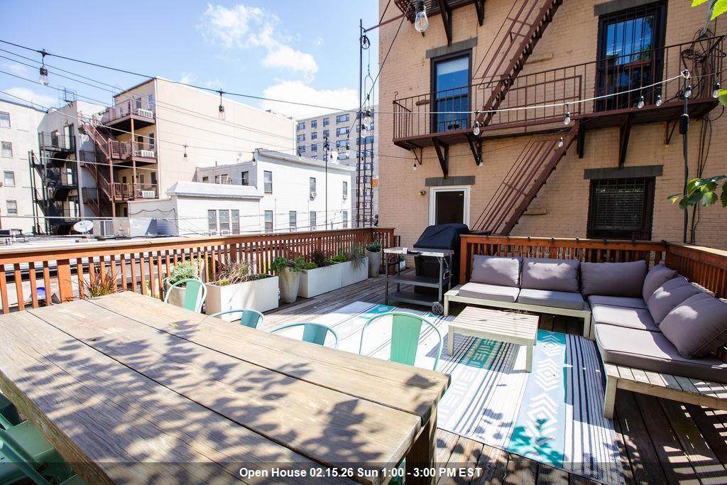 422 Grand St - Photo 1