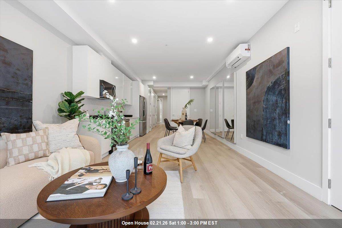 134 New York Ave - Photo 1