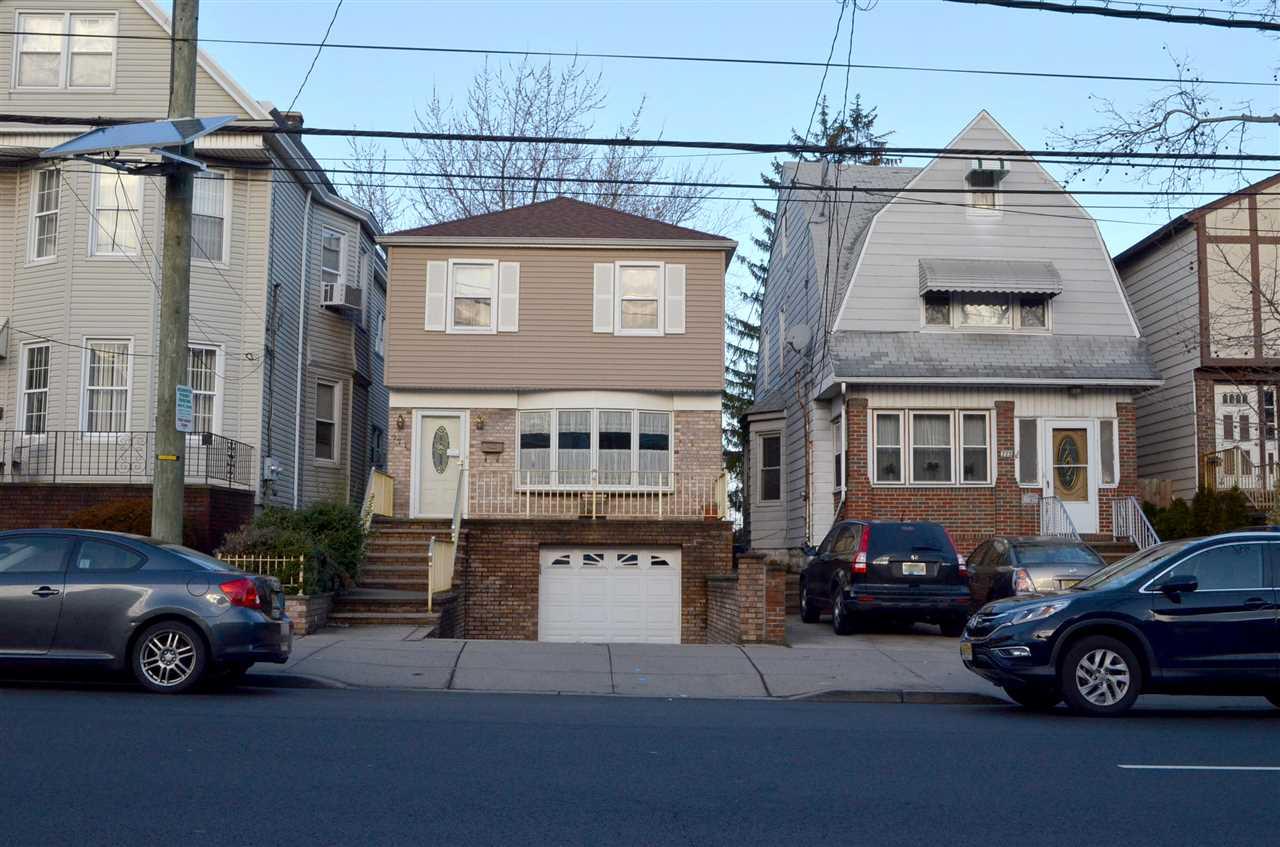 773 Kennedy Blvd - Photo 1