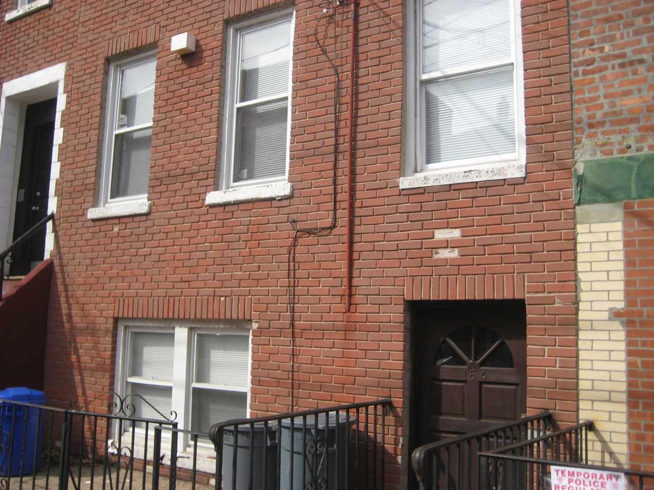 164 6TH ST - Photo 1