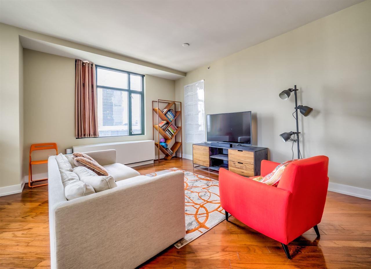 105 Greene St - Photo 1