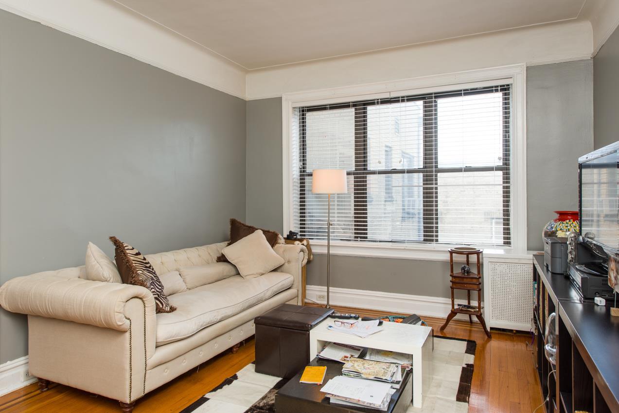 131 Kensington Ave - Photo 1
