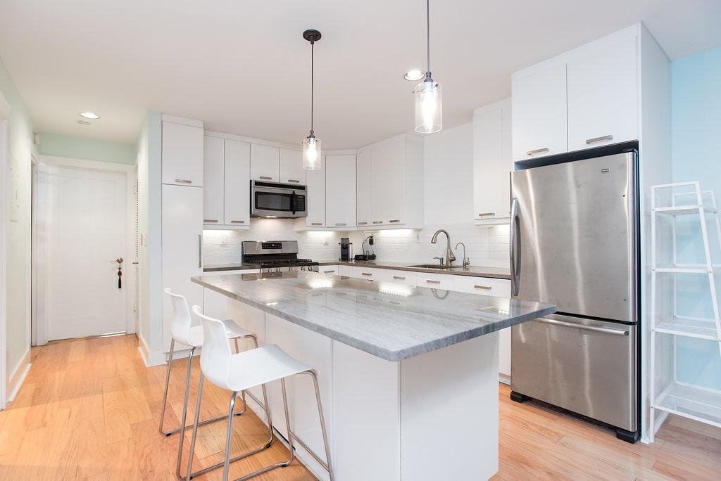 284 Monmouth St - Photo 1