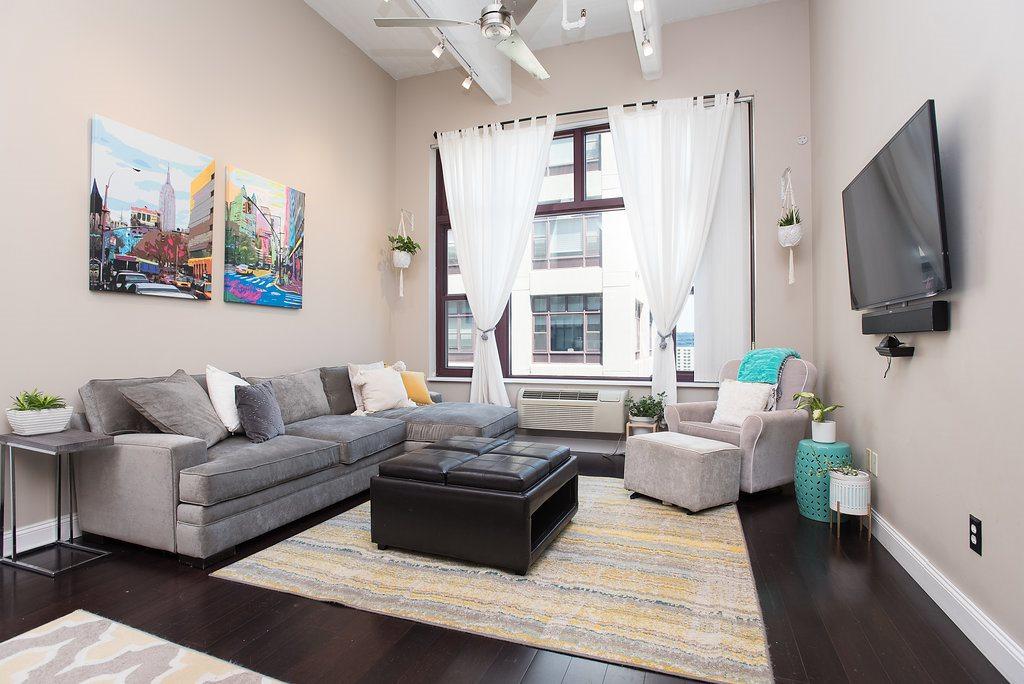1500 Hudson St - Photo 1