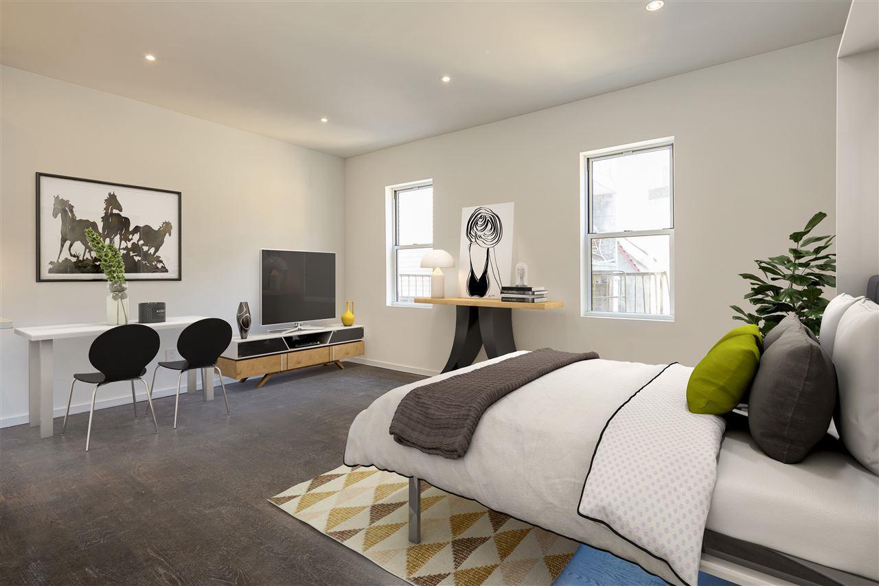 86 Essex St - Photo 1
