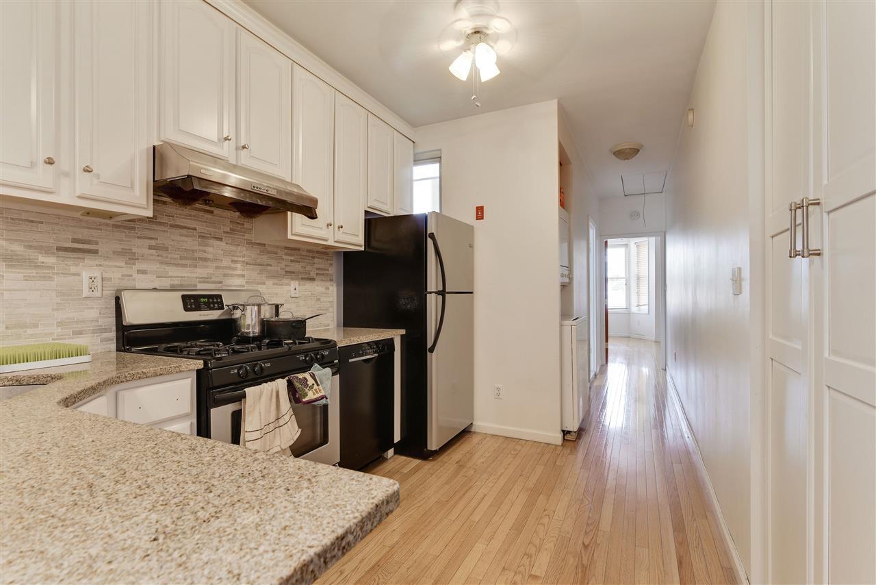 35 Poplar St - Photo 1