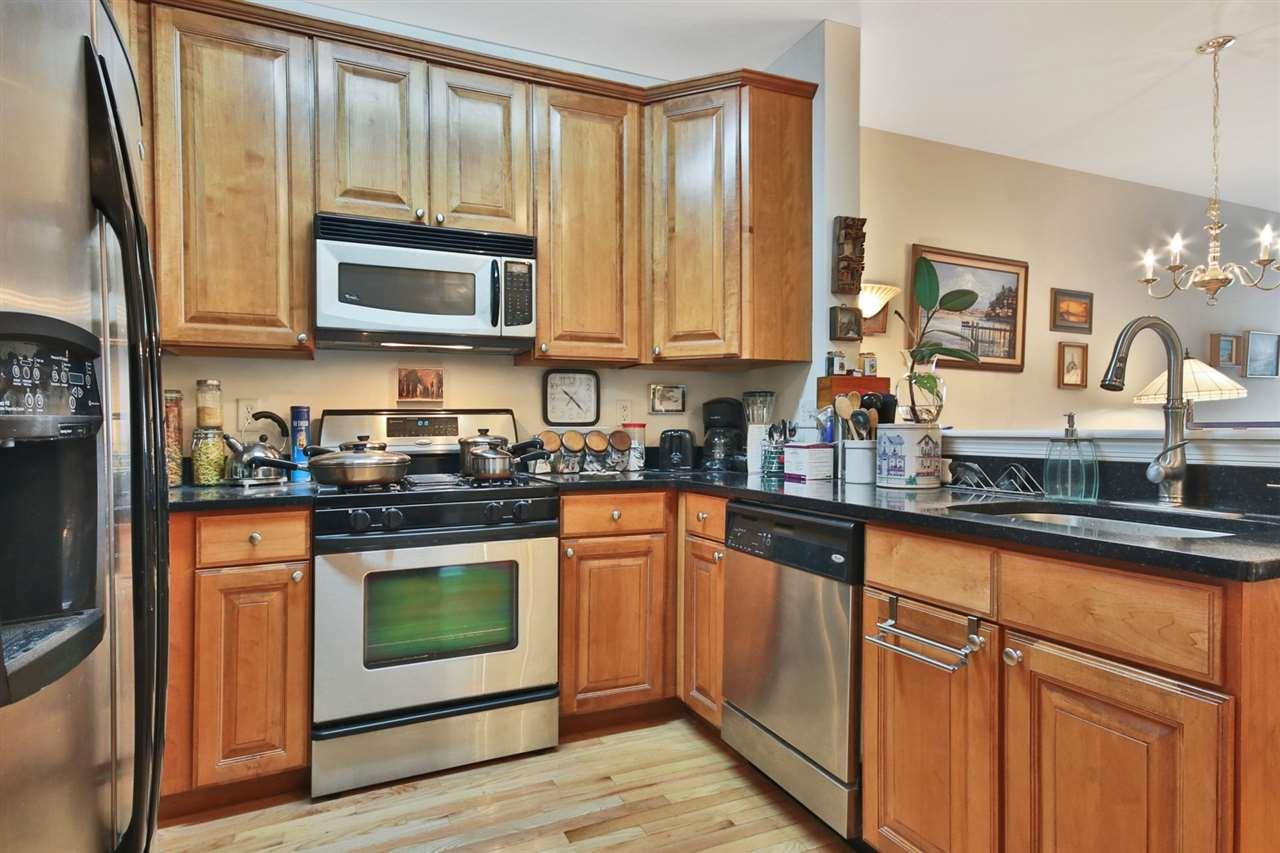 6 Greenwich Dr - Photo 1