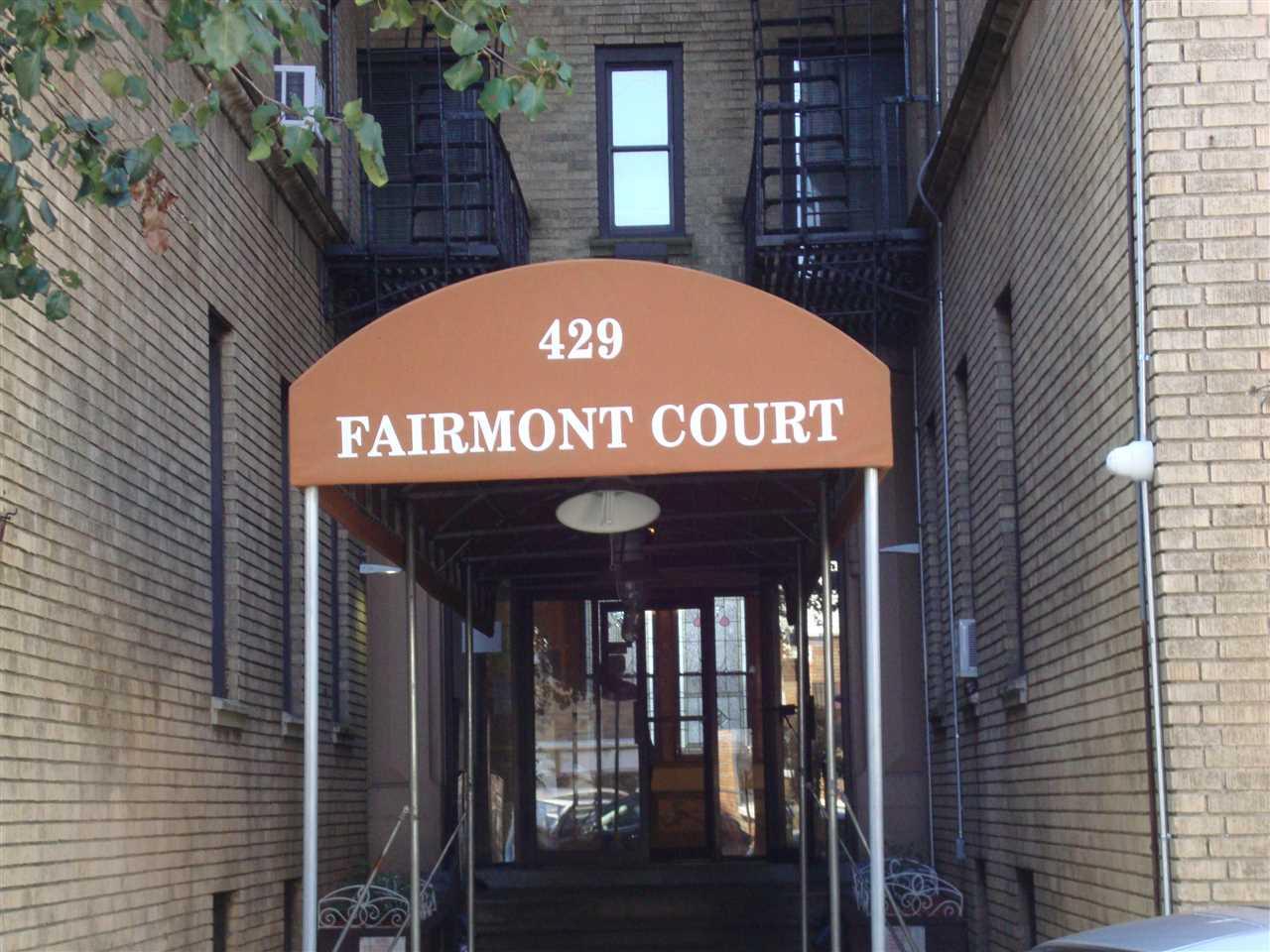 429 Fairmount Ave - Photo 1