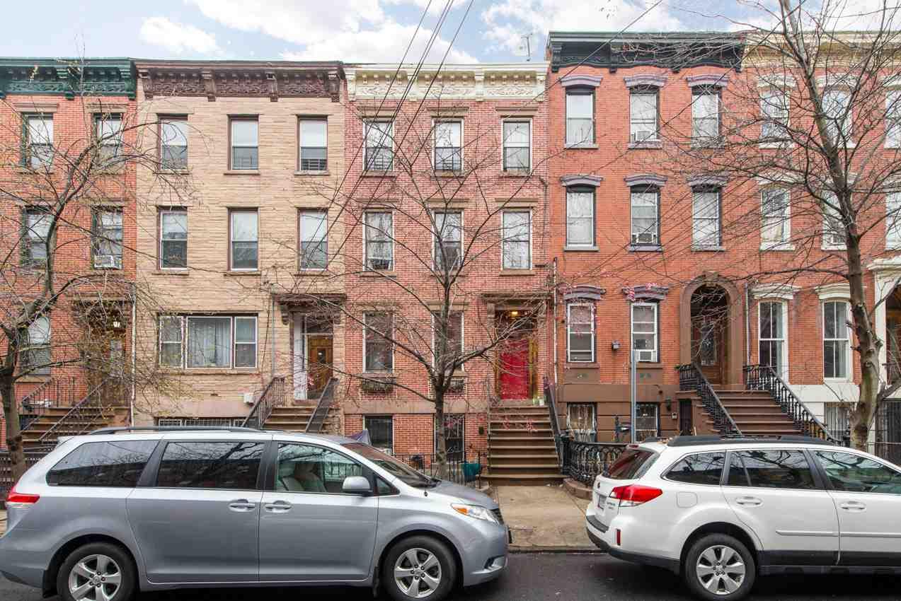 130 Wayne St - Photo 1