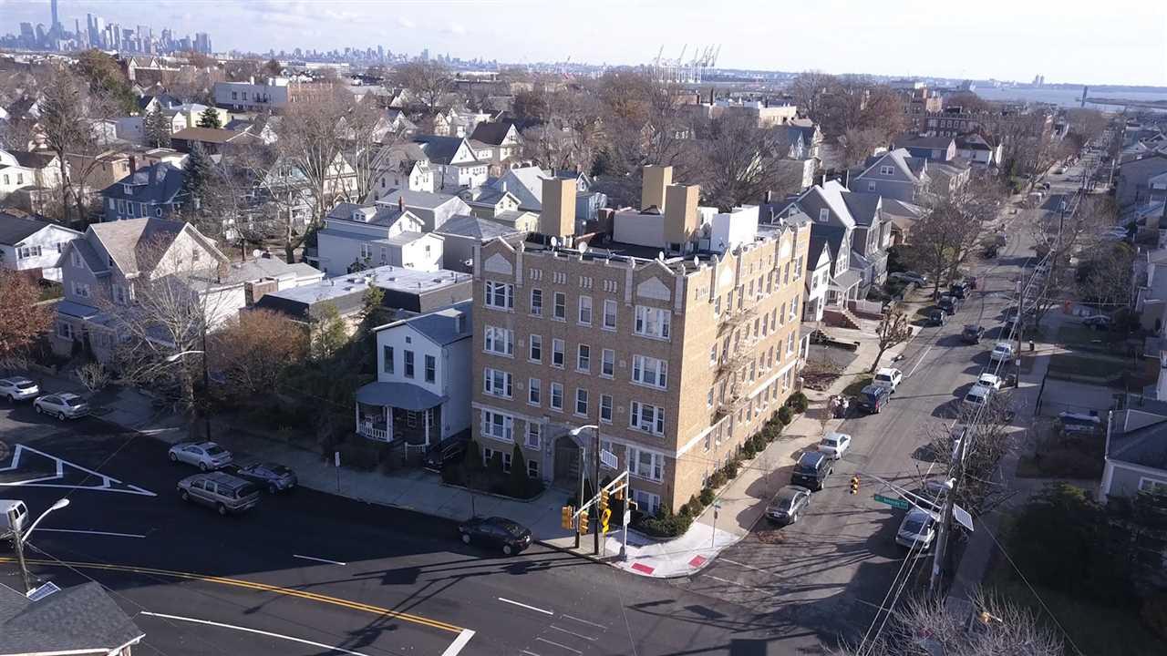 894-896 Kennedy Blvd - Photo 1