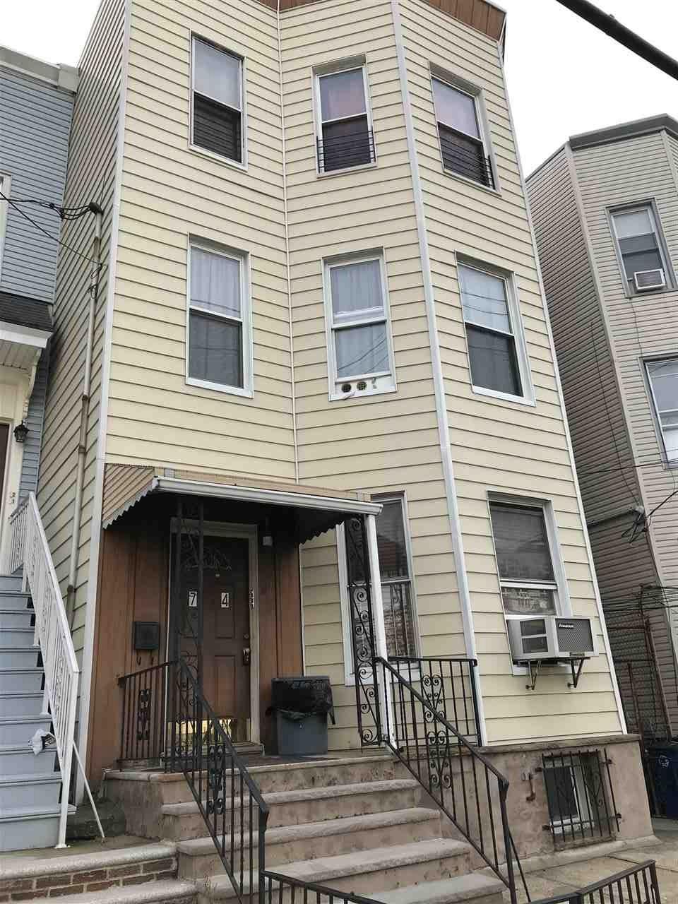 74 Baldwin Ave - Photo 1