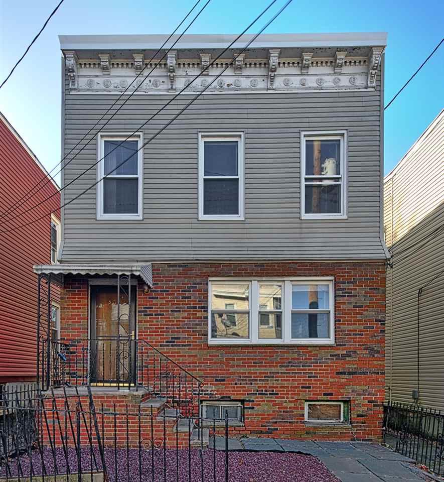 301 Claremont Ave - Photo 1