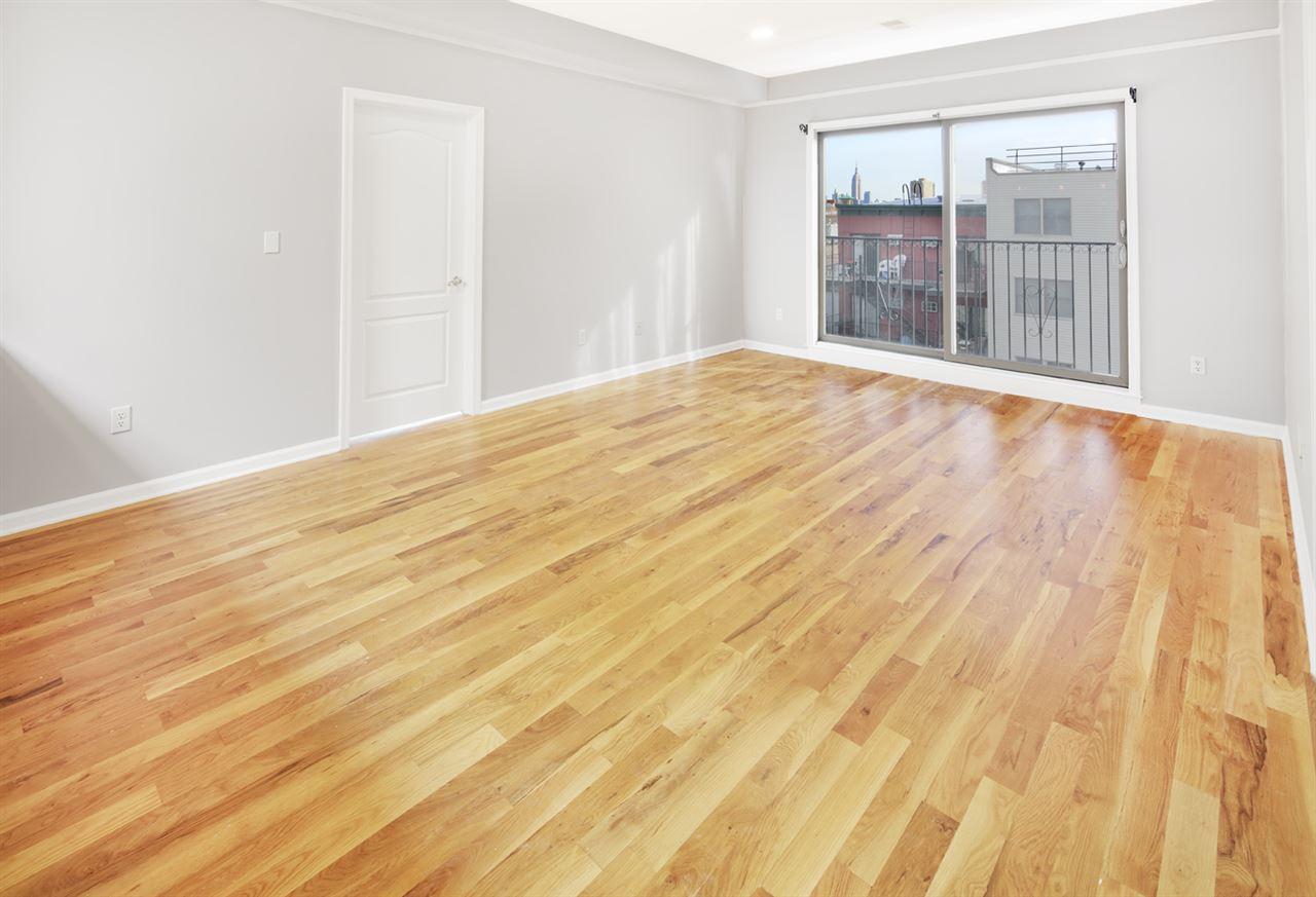 109 Jackson St - Photo 1