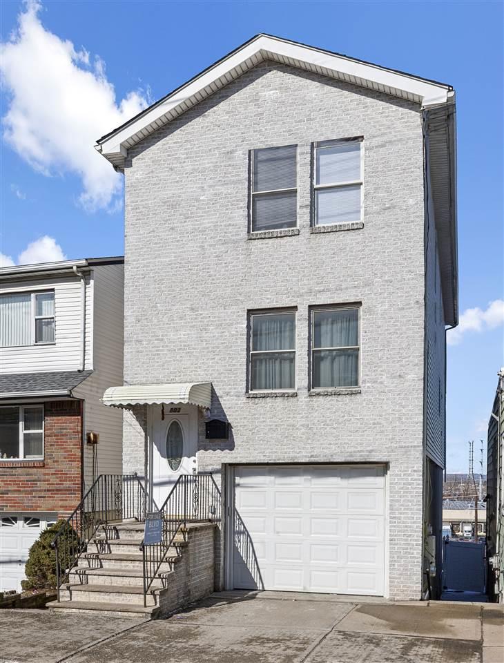 803 Liberty Ave - Photo 1