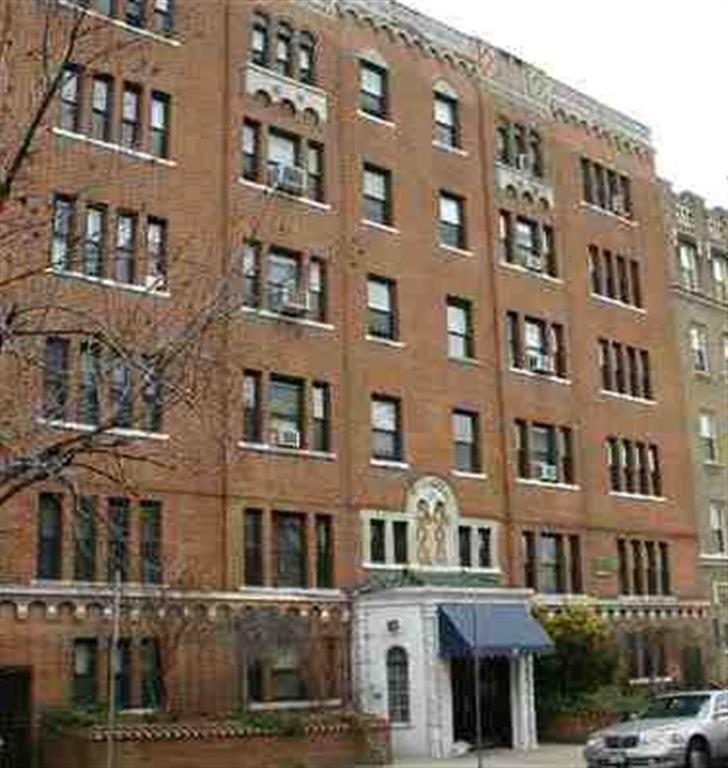 36 Duncan Ave - Photo 1