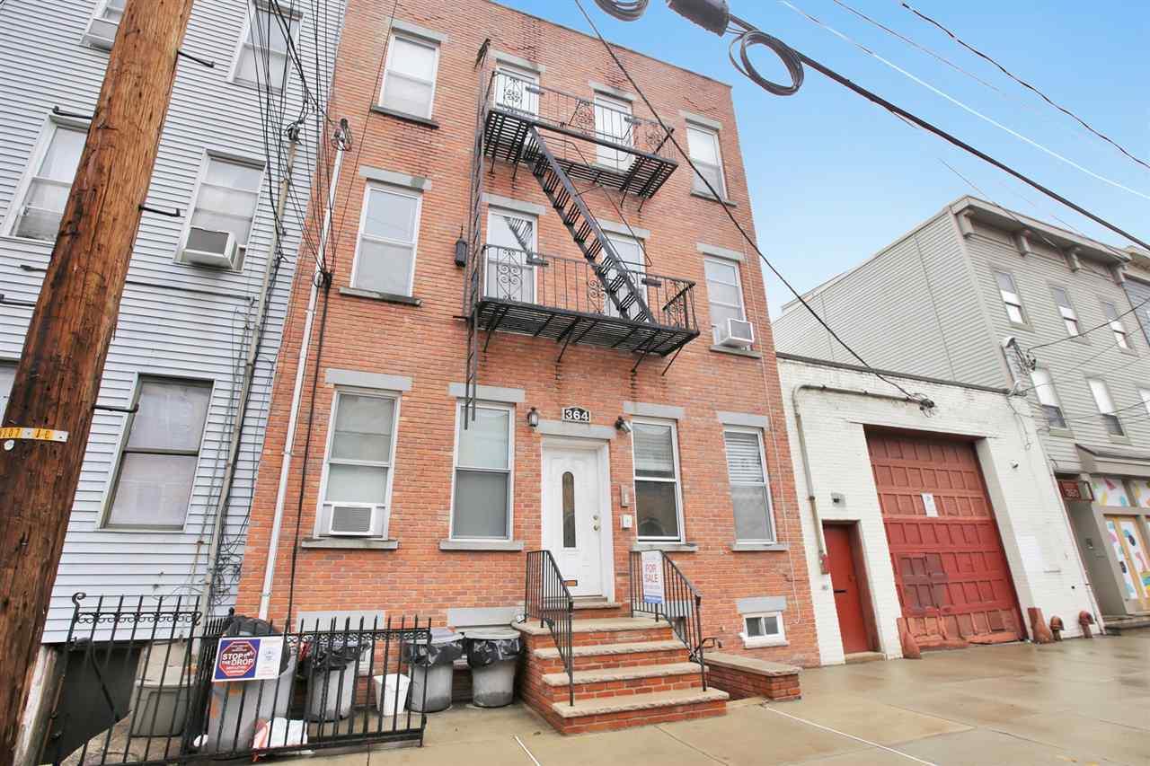364 7TH ST - Photo 1