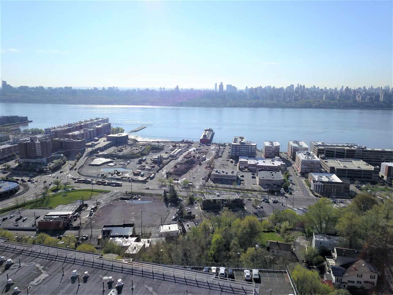 9060 Palisade Ave - Photo 1