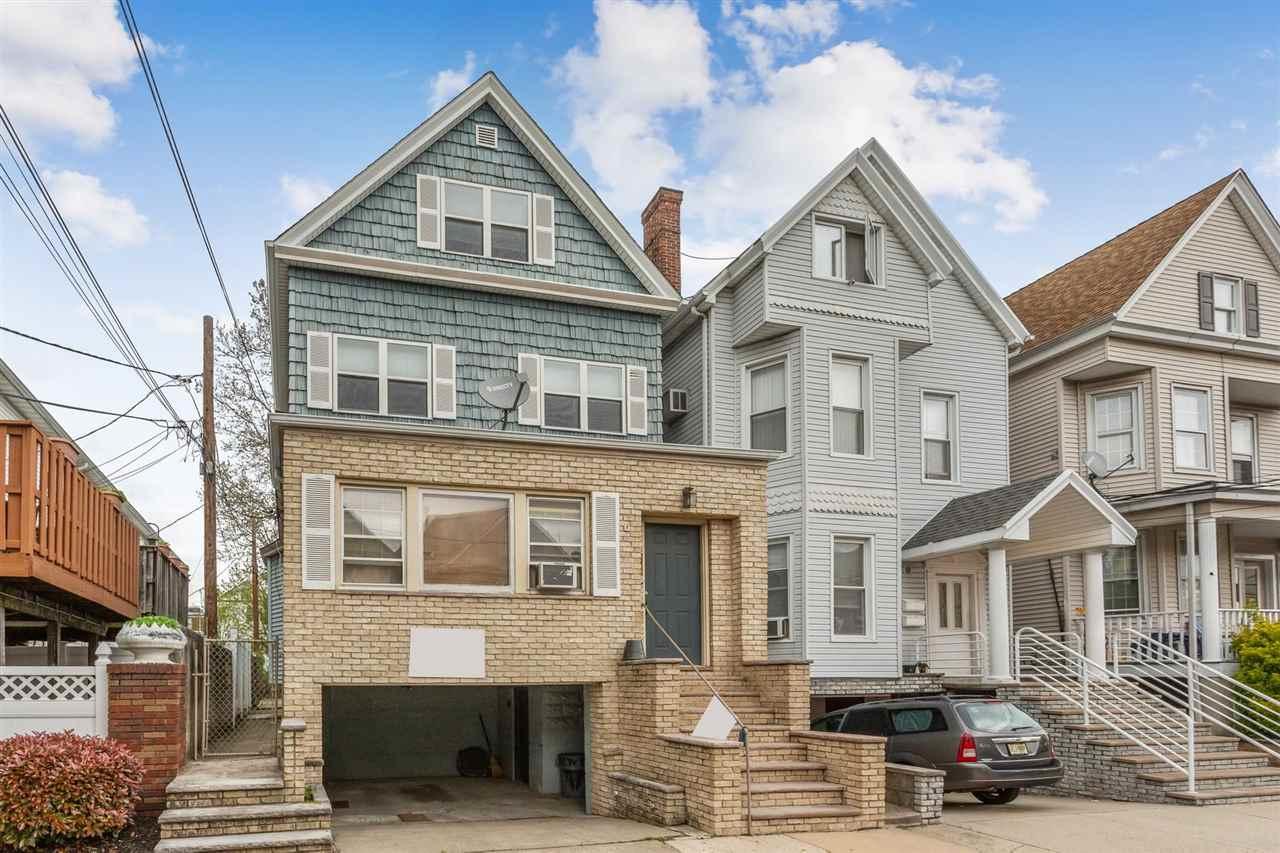 77 West 9Th St - Photo 1