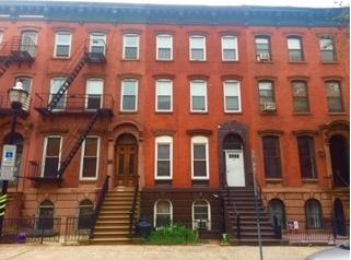 16 Madison Ave - Photo 1