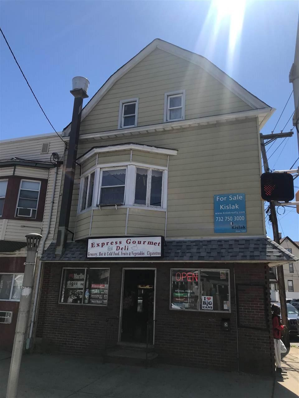 112 Kennedy Blvd - Photo 1