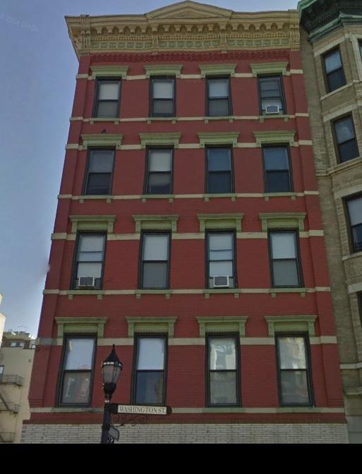 1131 Washington St - Photo 1