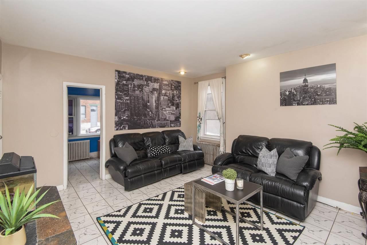 1619 Manhattan Ave - Photo 1