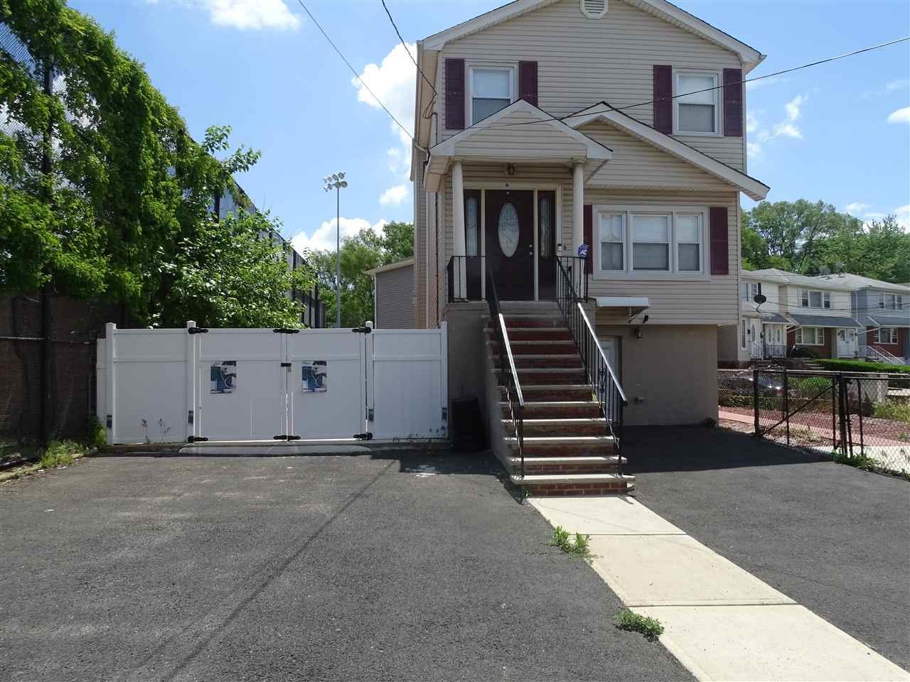 26 Sycamore Rd - Photo 1