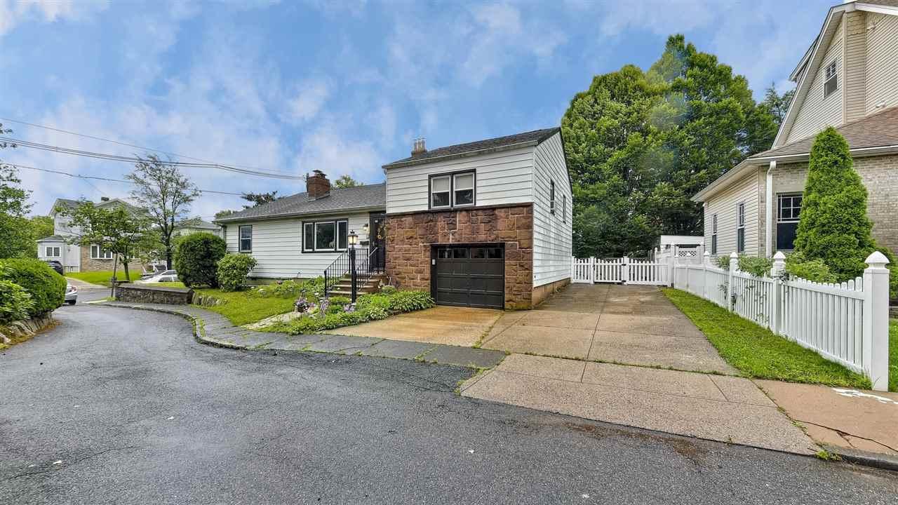 1 Howard Pl - Photo 1