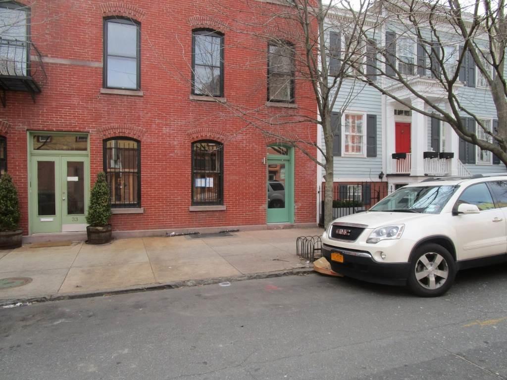 33 Wayne St - Photo 1