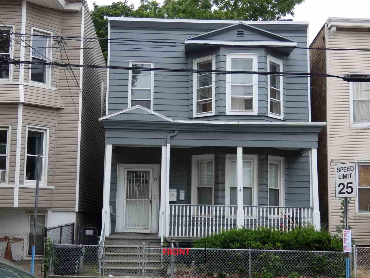 33 Clarke Ave - Photo 1