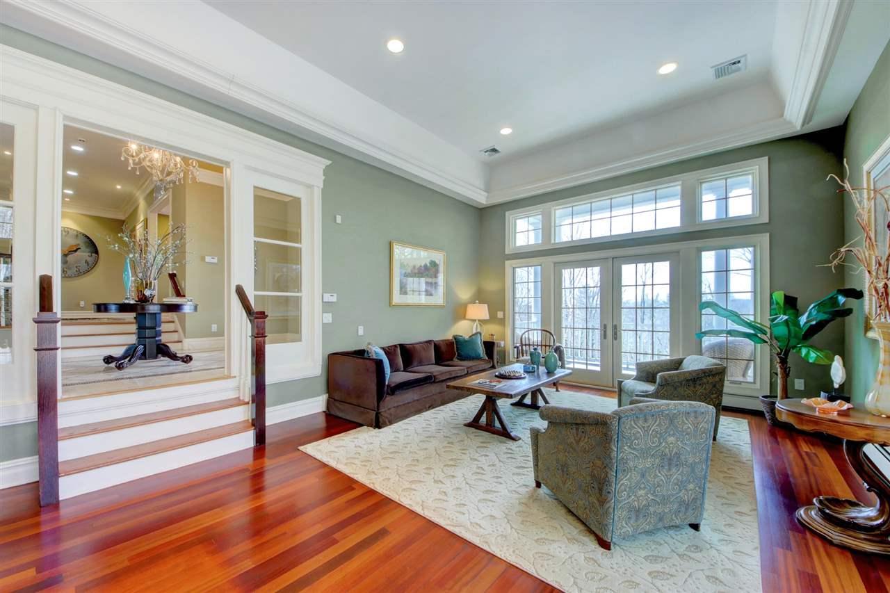 10 East Saddle River Rd - Photo 1