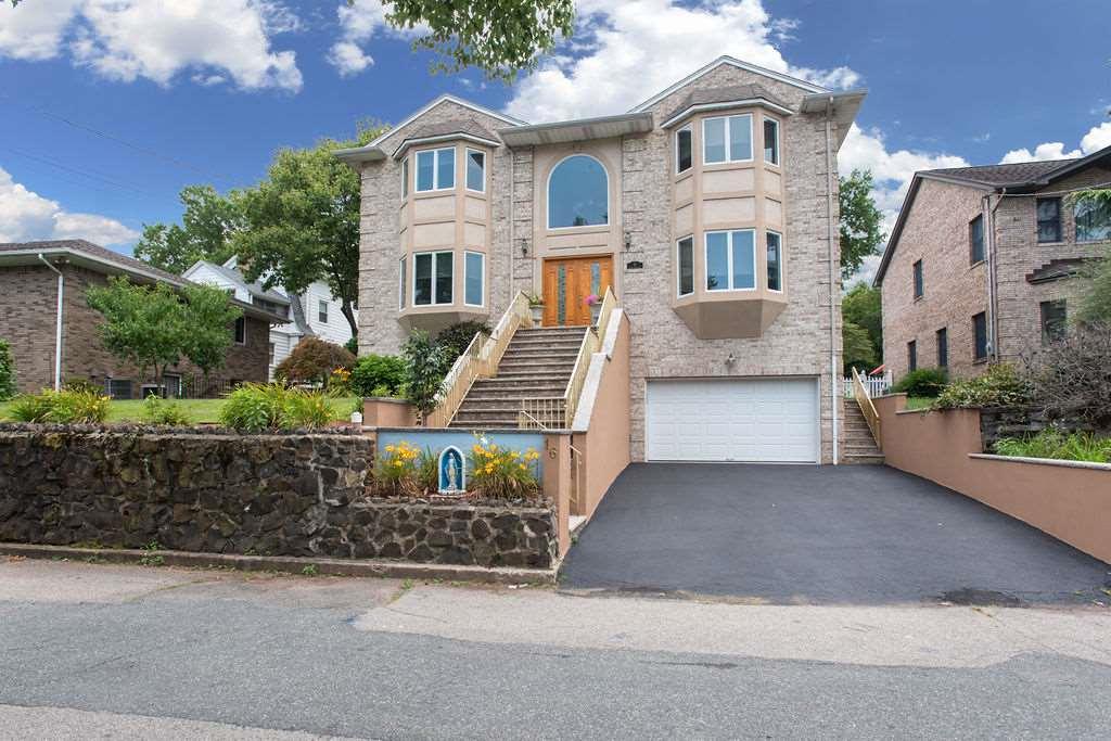 16 East Sunset Dr - Photo 1