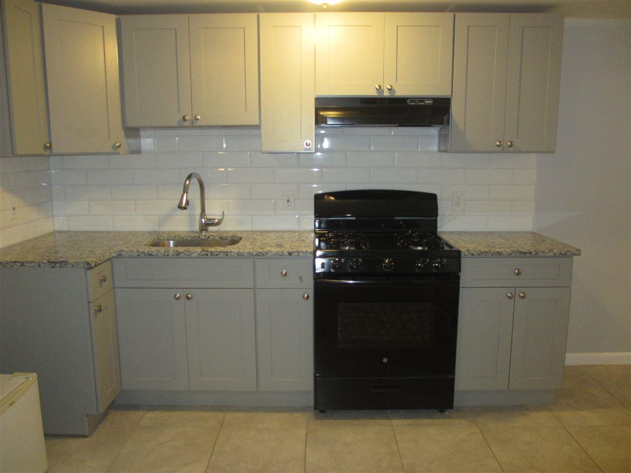 585 Bramhall Ave - Photo 1