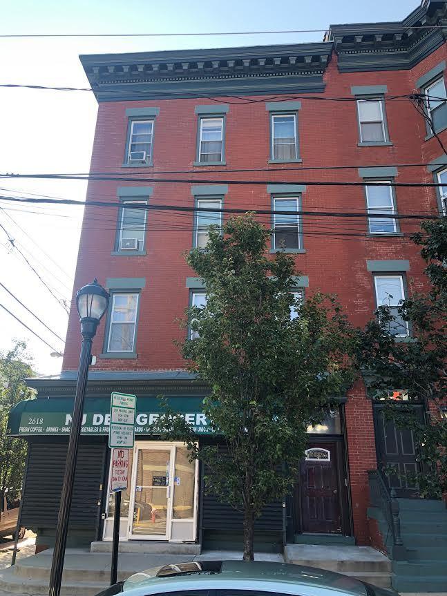 2618 New York Ave - Photo 1