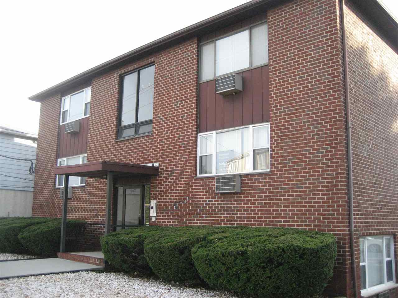 747 Riverside Ave - Photo 1