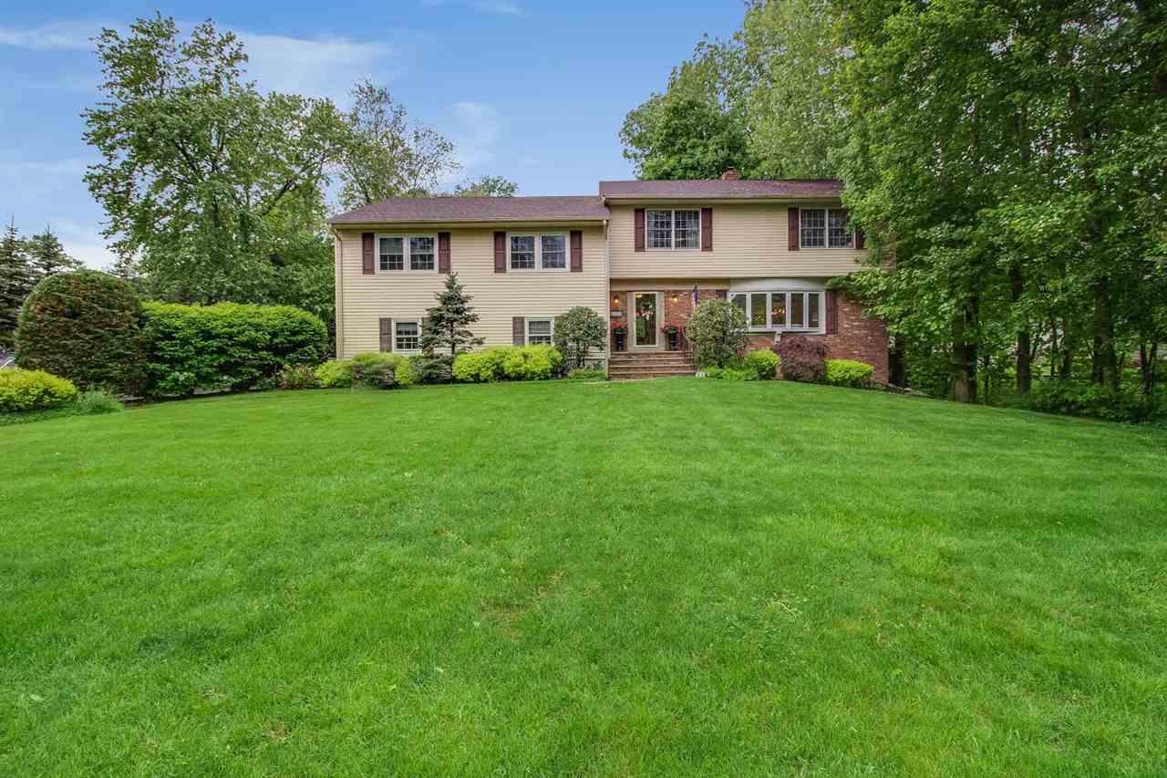 10 Westview Rd - Photo 1
