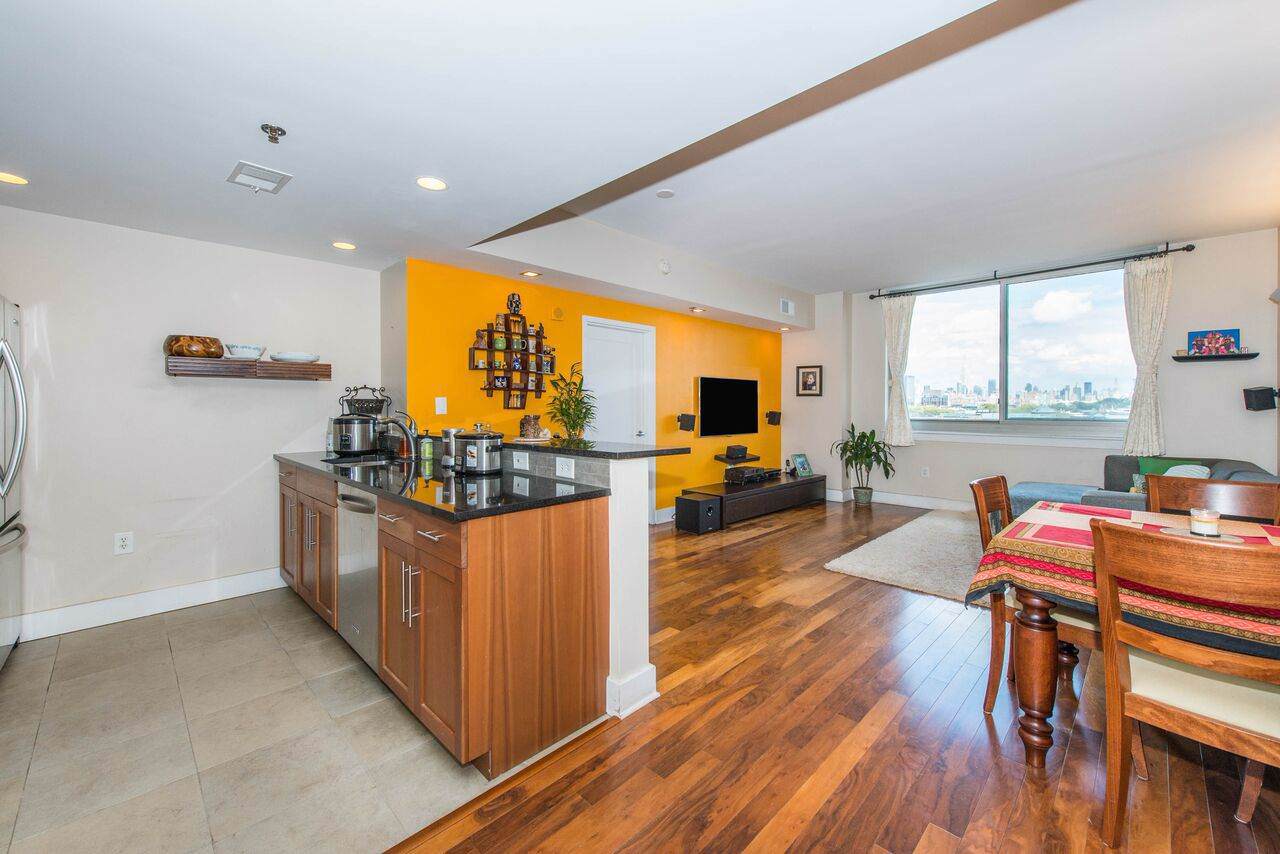 800 Jackson St - Photo 1