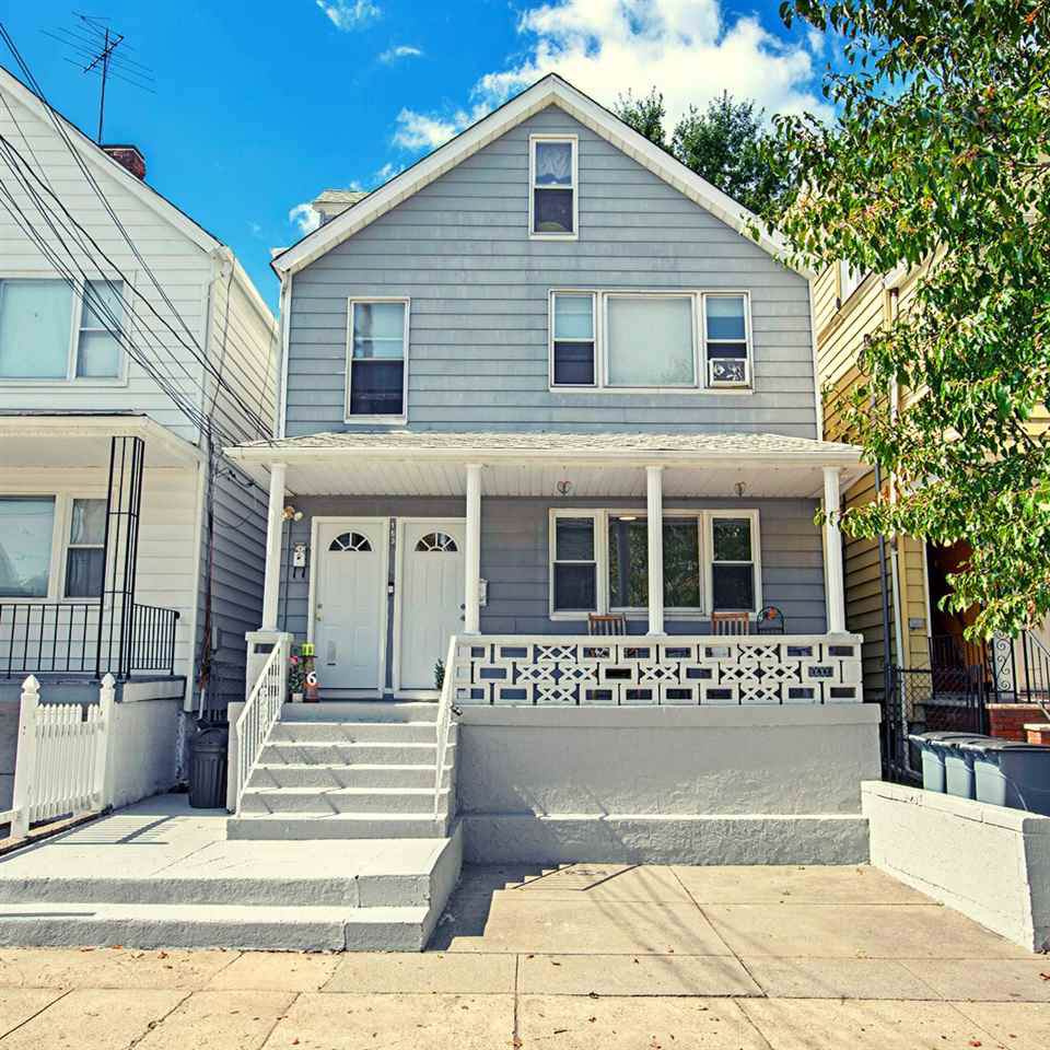 163 Newman Ave - Photo 1