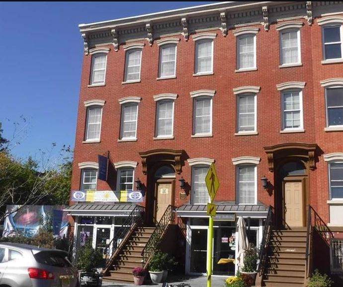 673 Bergen Ave - Photo 1