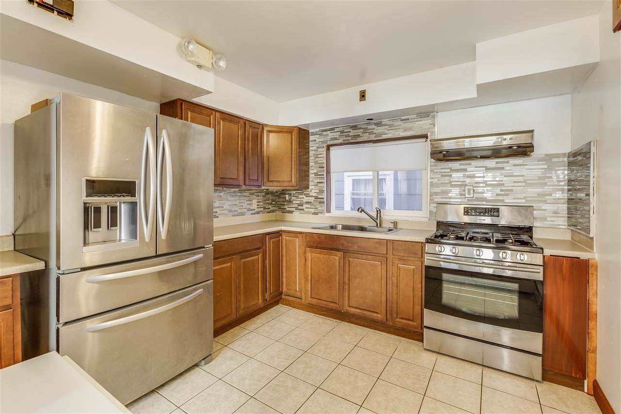 198 Stegman St - Photo 1