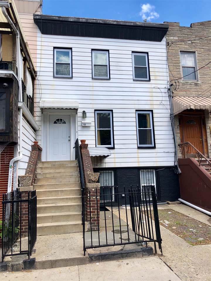 320 2ND ST - Photo 1