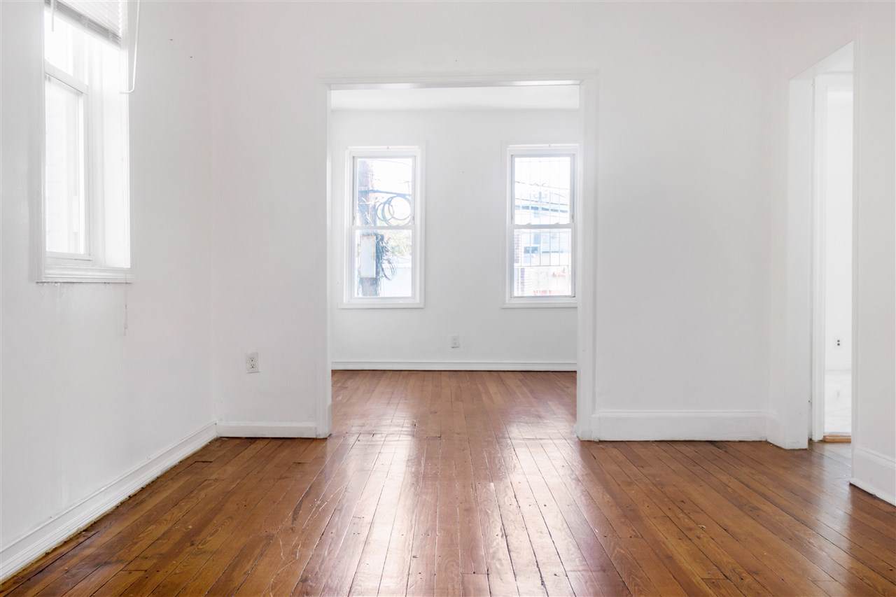 6407 Bergenwood Ave - Photo 1