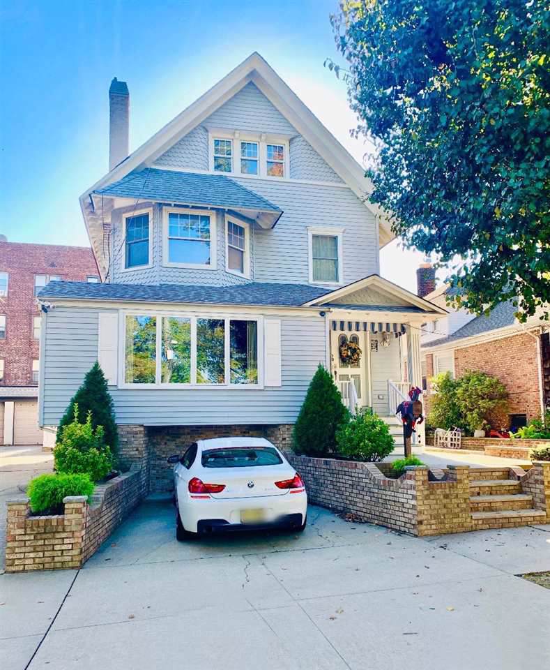 68-70 West 40Th St - Photo 1