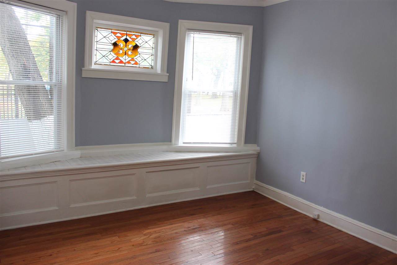 28 Delaware Ave - Photo 1