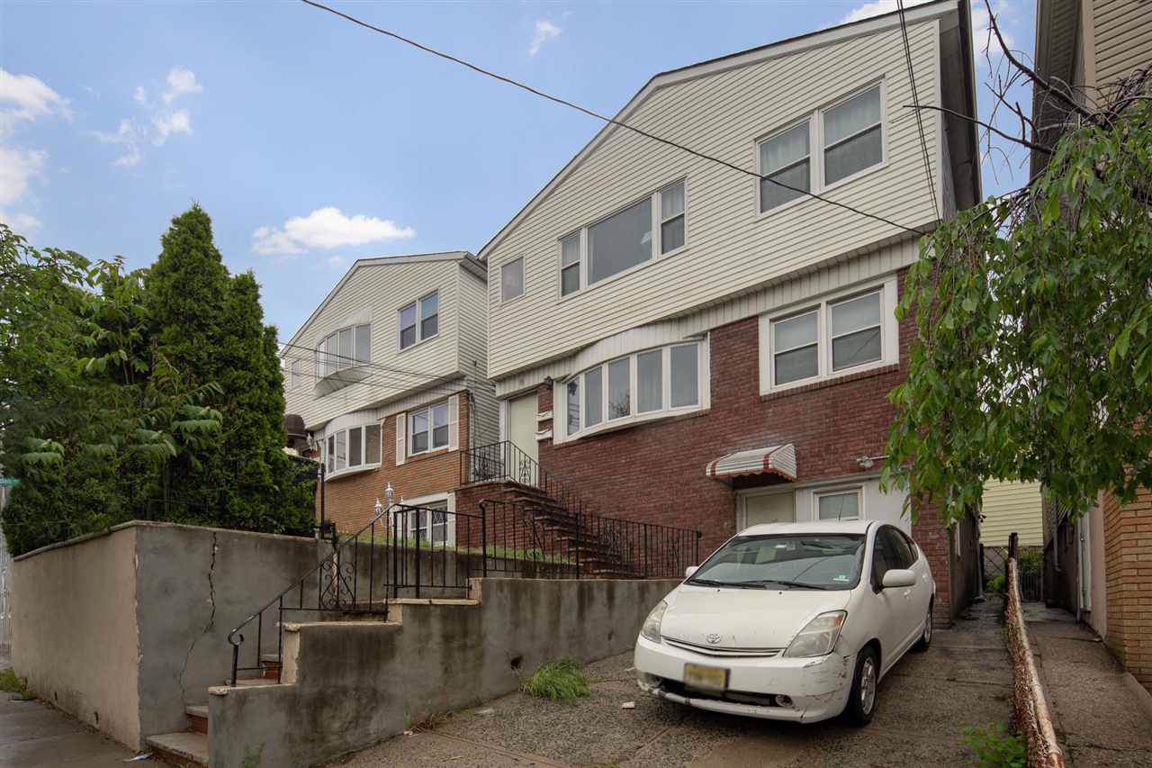 8 Congress St - Photo 1