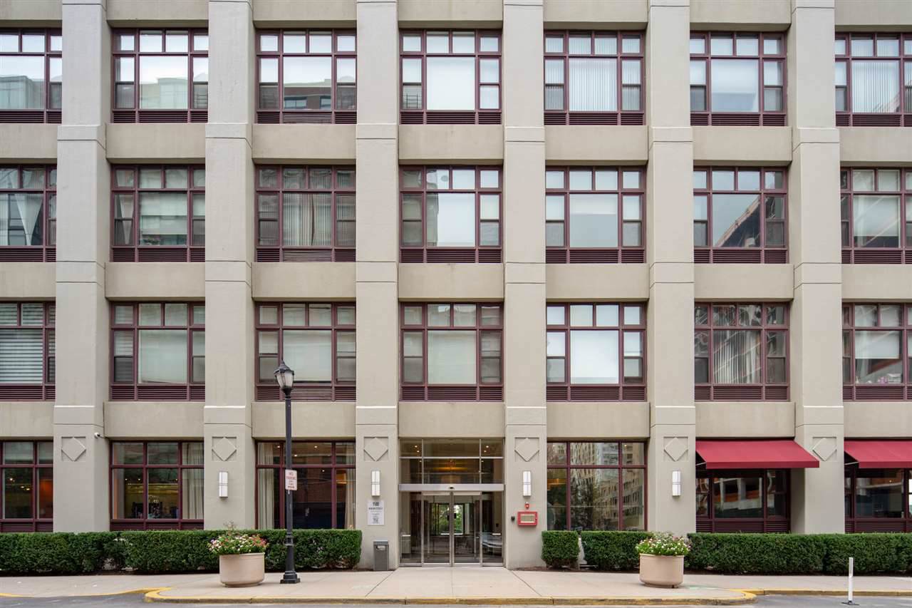 1500 Hudson St - Photo 1
